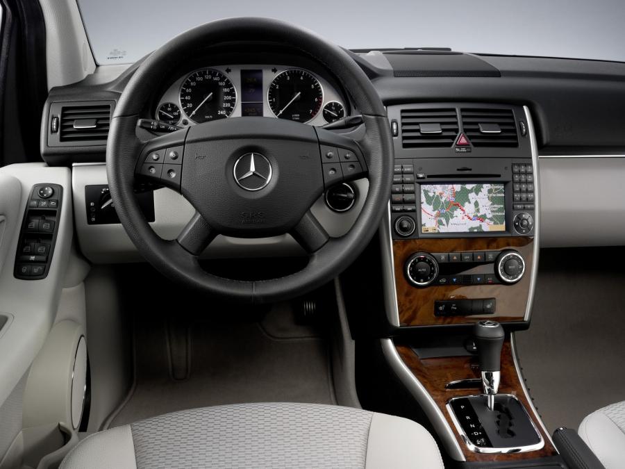  Mercedes-Benz B-Class 2009 года  (фото 46 из 86)